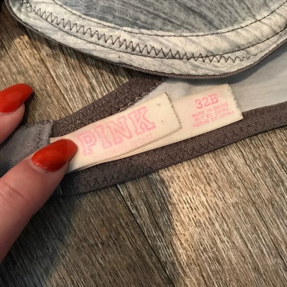 SOLD!!! VICTORIAS SECRET BRA BUNDLE - Picture 6 of 8